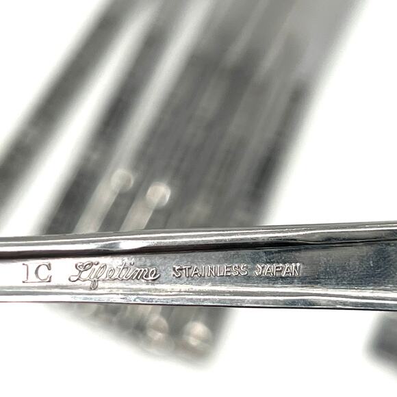 36 vintage Lifetime japan stainless steel flatware set - Picture 3 of 9